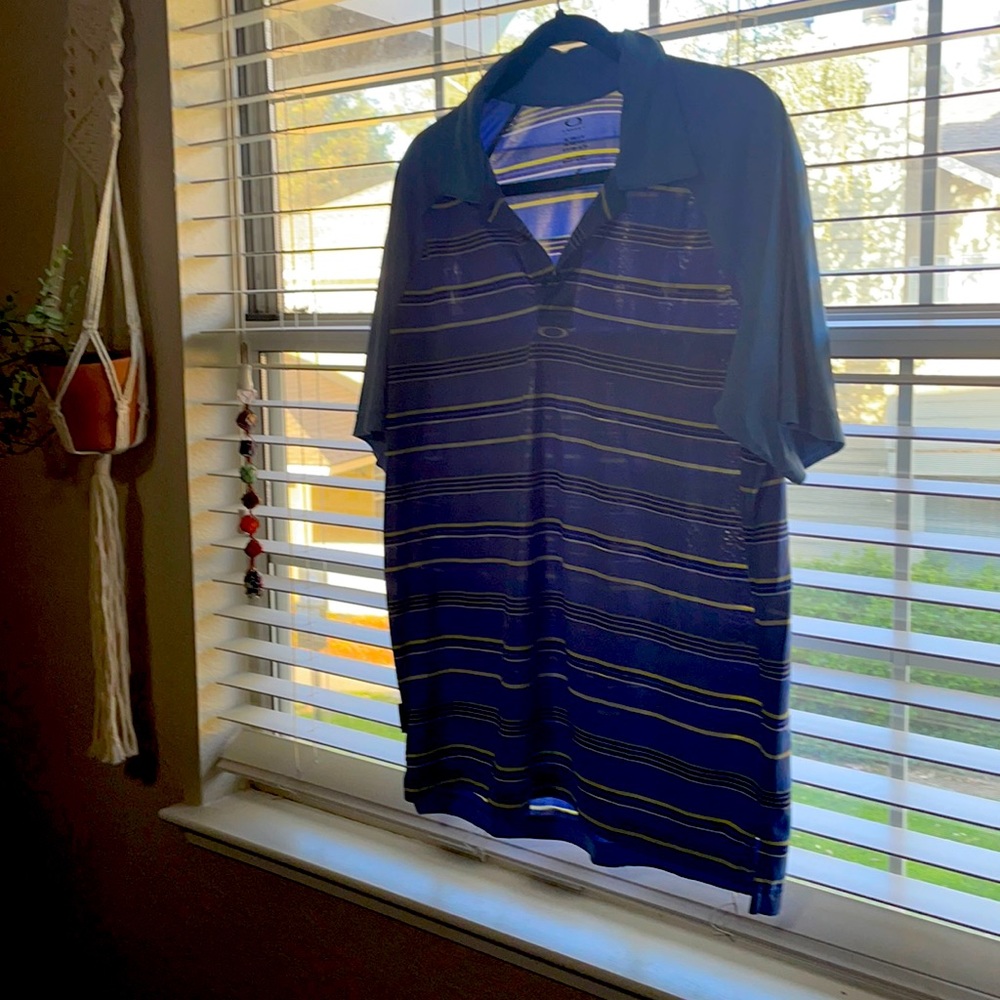 Oakley, dry fit, Men’s Large, T Shirt, Multi color